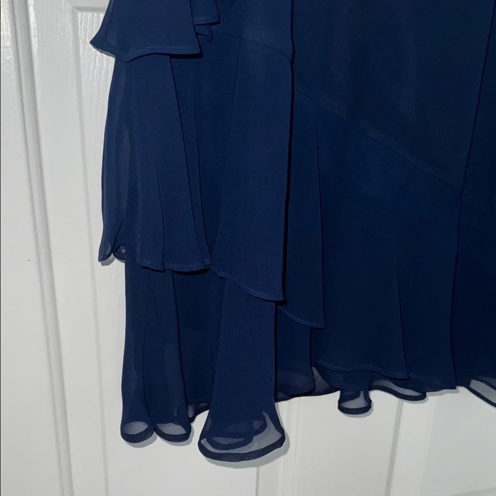 Adrianna Papell Navy Floral Lace and Chiffon Midi Dress. Size 4 - Picture 6 of 7